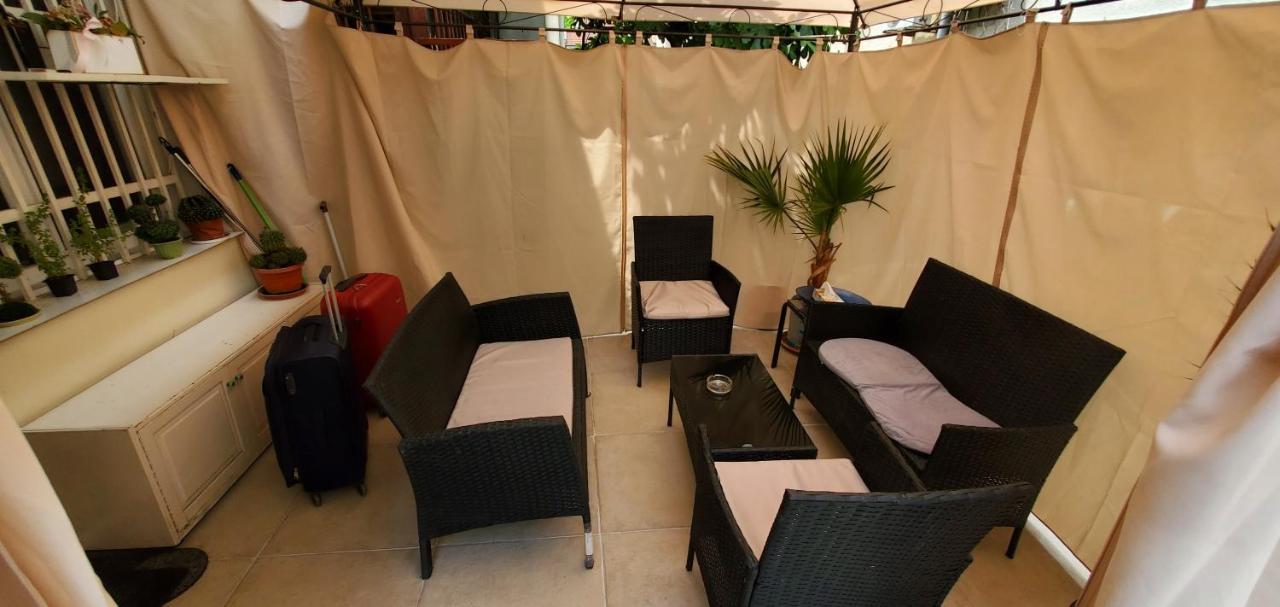 2 Bedroom House In Downtown With Garden Next To The Beach,sea Garden 5 Min By Walk *