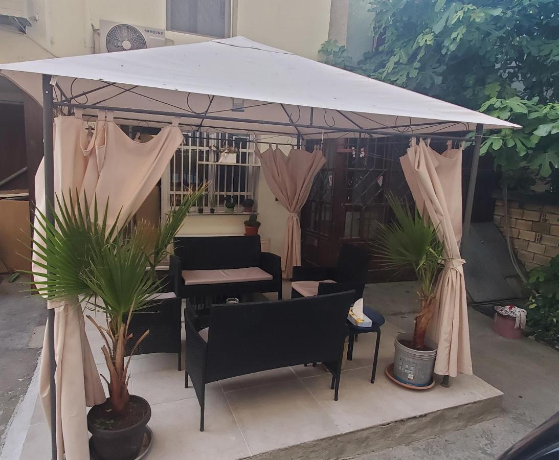 2 Bedroom House In Downtown With Garden Next To The Beach,sea Garden 5 Min By Walk Villa