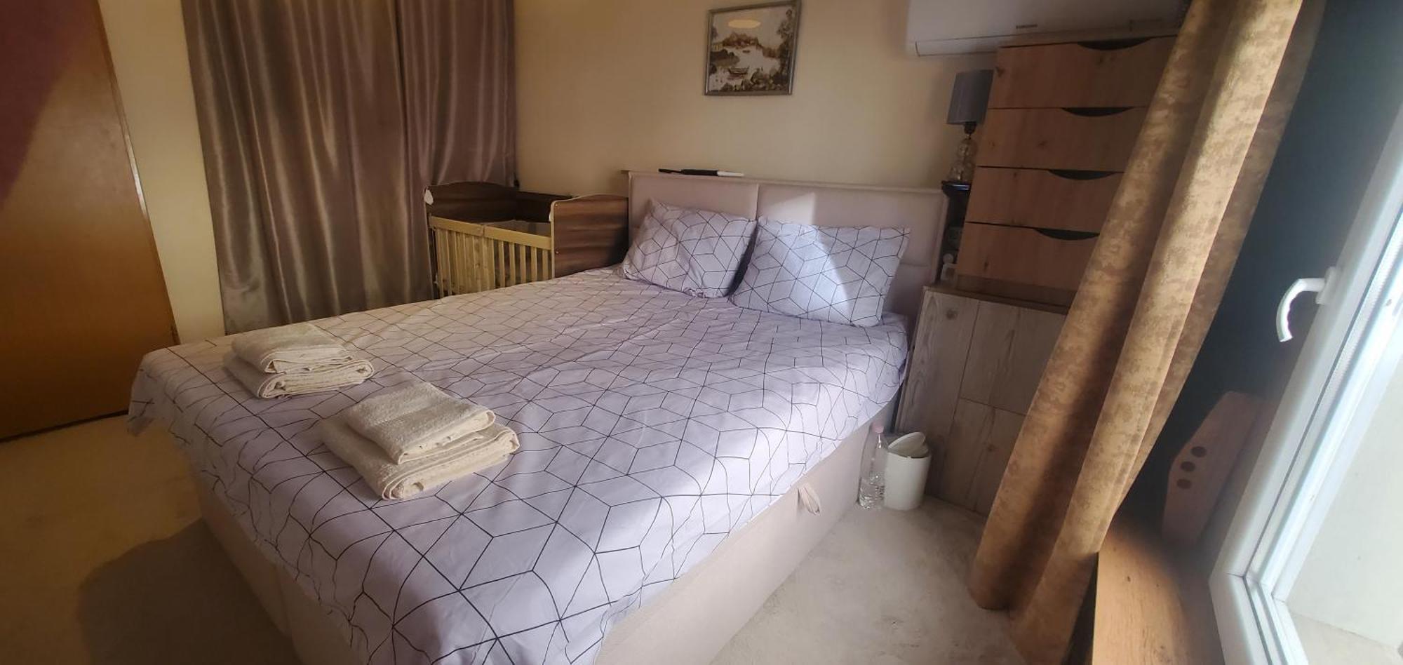 2 Bedroom House In Downtown With Garden Next To The Beach,sea Garden 5 Min By Walk Villa
