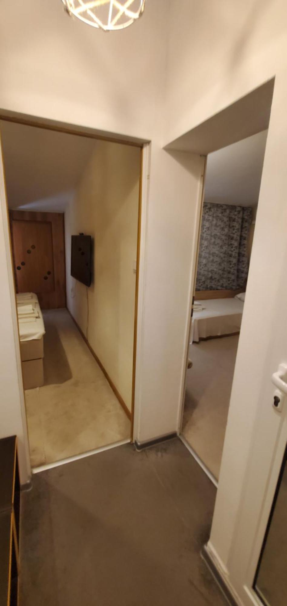 2 Bedroom House In Downtown With Garden Next To The Beach,sea Garden 5 Min By Walk Villa *