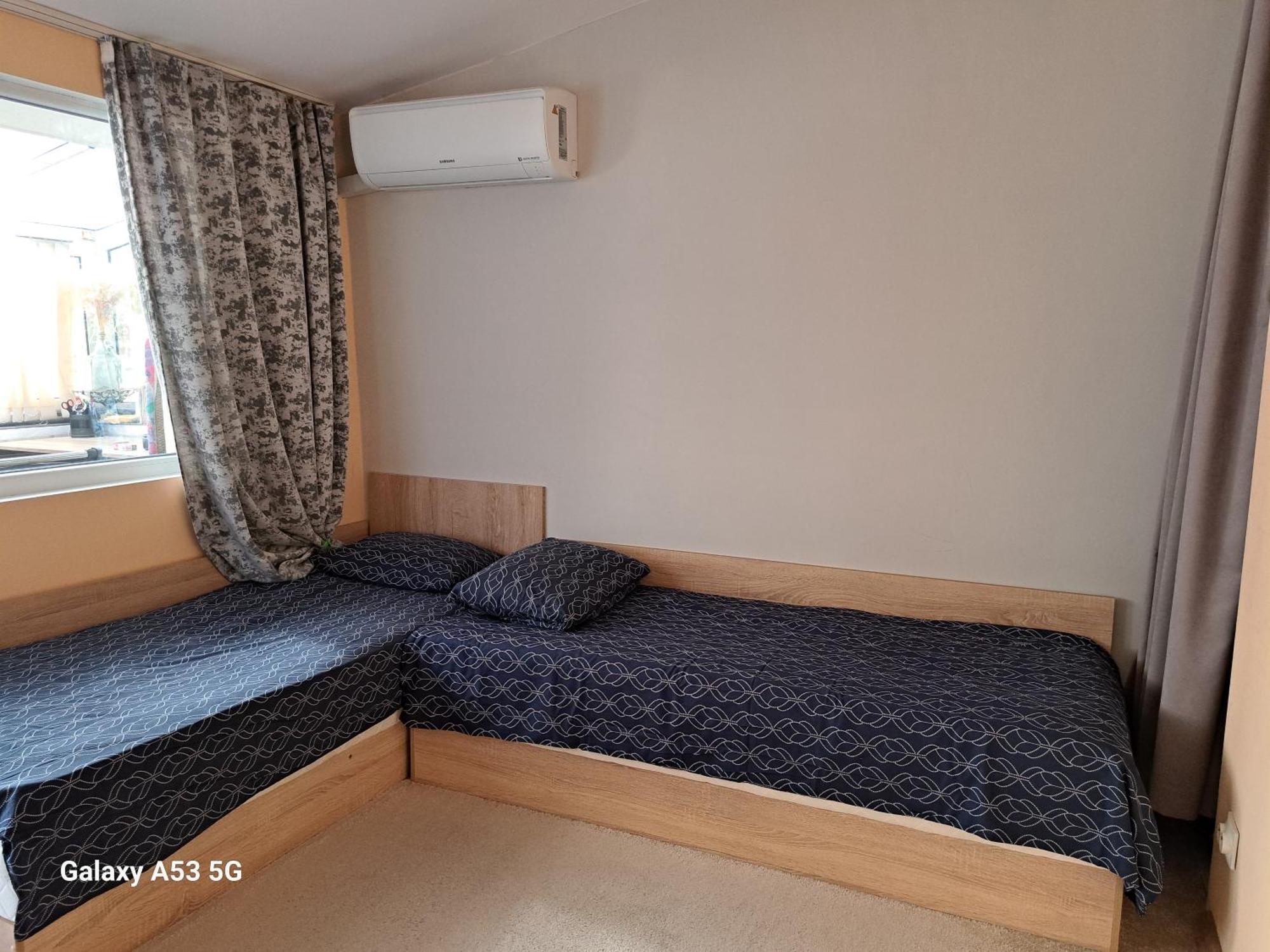 2 Bedroom House In Downtown With Garden Next To The Beach,sea Garden 5 Min By Walk Villa Burgas