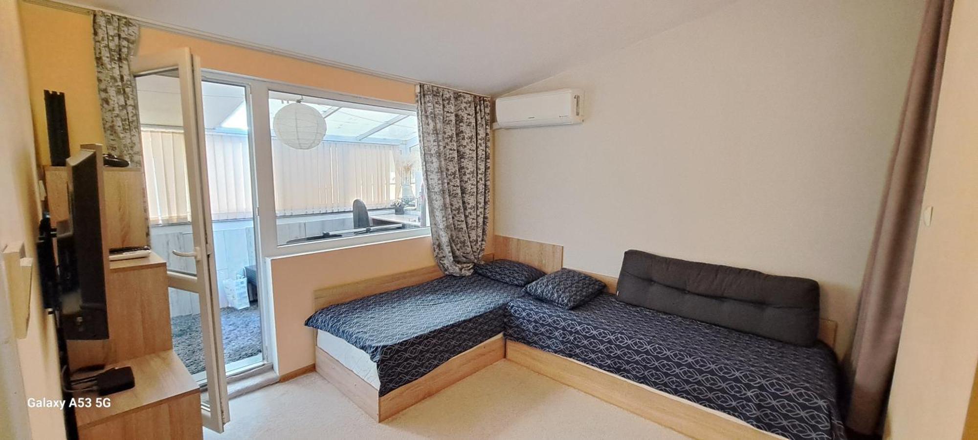 2 Bedroom House In Downtown With Garden Next To The Beach,sea Garden 5 Min By Walk * Burgas